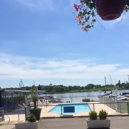 Traum Haus Direkt Am Wasser Am Grossen Stockweiher *